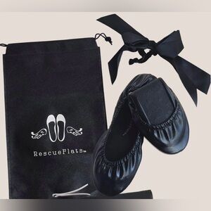 2 Pair Brand New Rescue Flats Womans Foldable Ballet Flats Black sz L  Bag & Bow